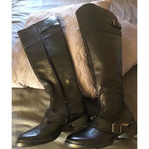 Black Boots by Aldo 👢(Never worn)